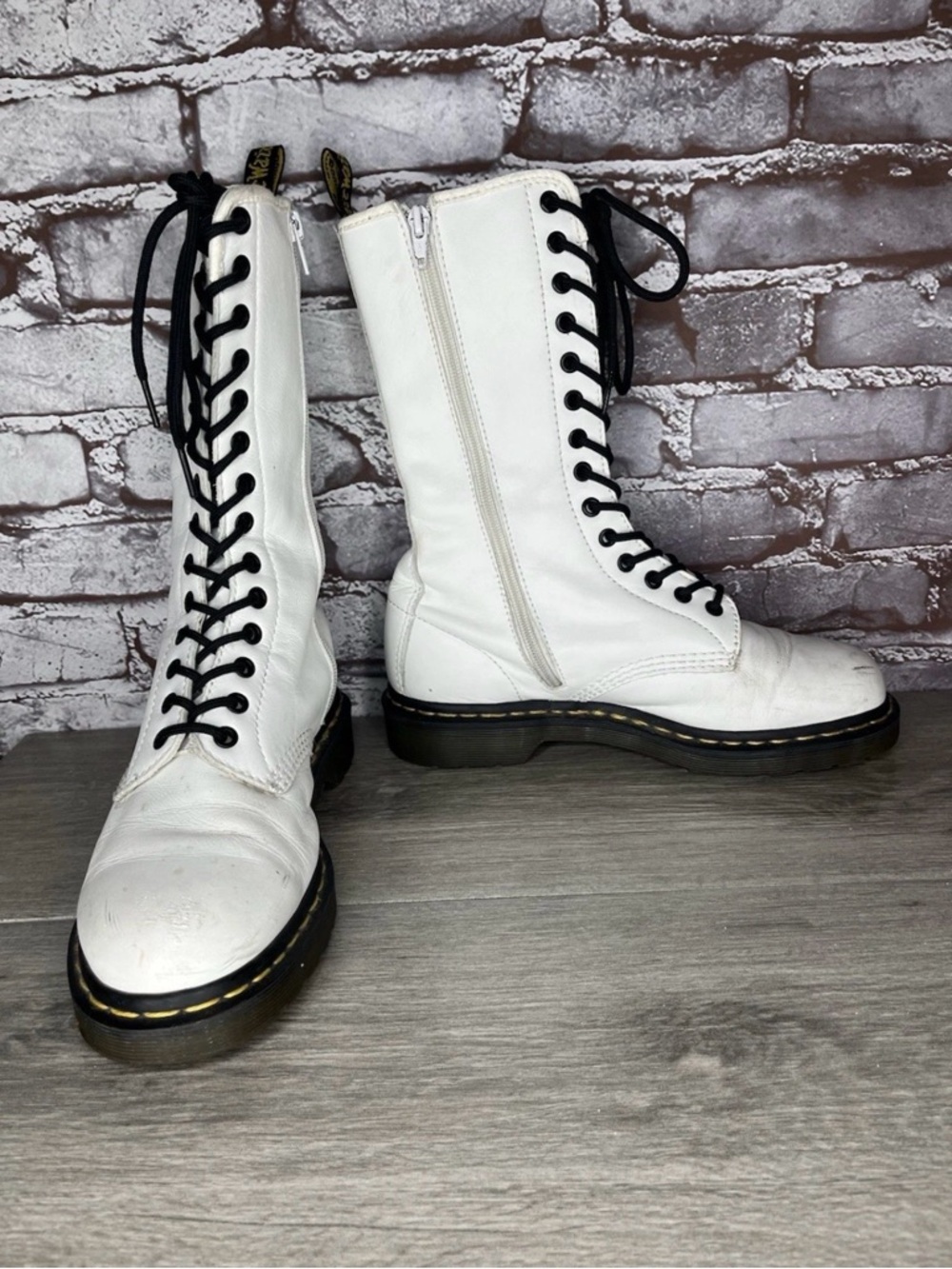 Dr Doc Martens 10183 White 14 Eyelet Zip Up Combat Boots Women's Sz 9M US/41EU - Picture 8 of 8